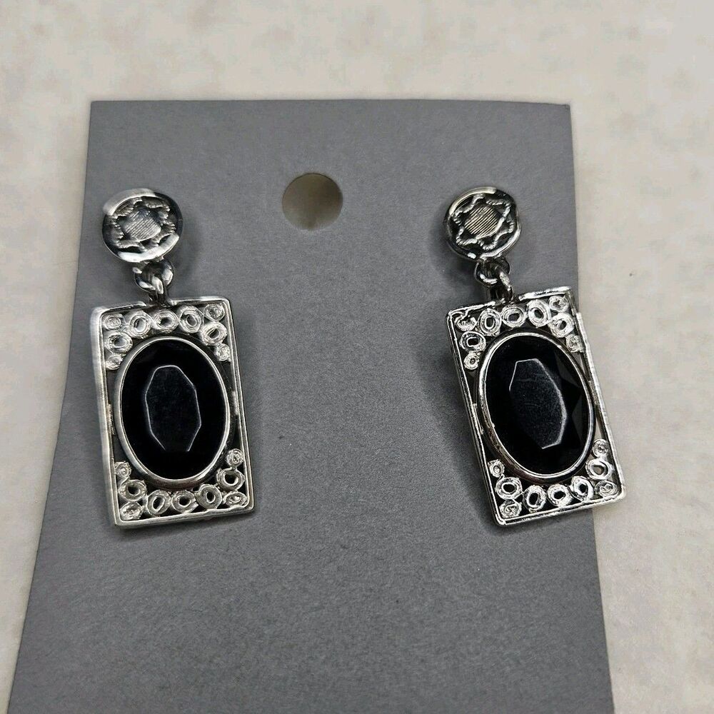 Vintage Emmons Signed Oval Black Cab in Silvertone Lacey Art Deco Style Dangle